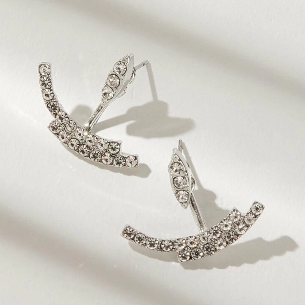 3/$30 Rhinestone Layered Bar Ear Jacket studs - Picture 4 of 5